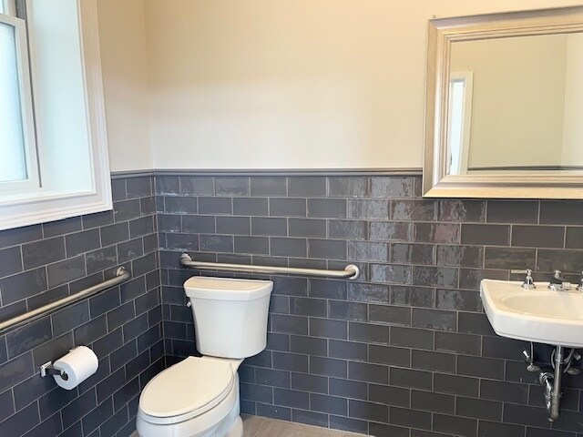 More Photos Of 405-407 Gates Ave, Brooklyn Loft Creative Space For Lease