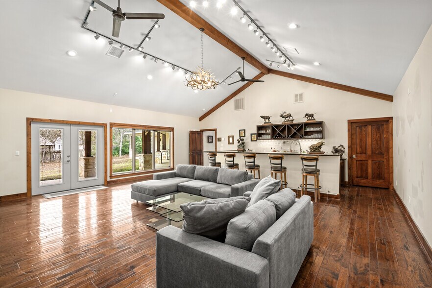 More Photos Of 145 State Loop 92, La Grange Specialty For Sale