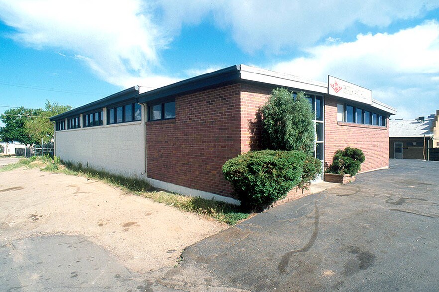 More Photos Of 4160 Fox St, Denver Warehouse For Sale