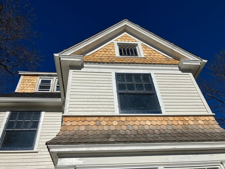 More Photos Of 54 Parkwood Blvd, Hudson Apartments For Sale