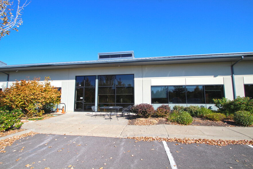 Primary Photo Of 389 SW Scalehouse Ct, Bend Office For Lease