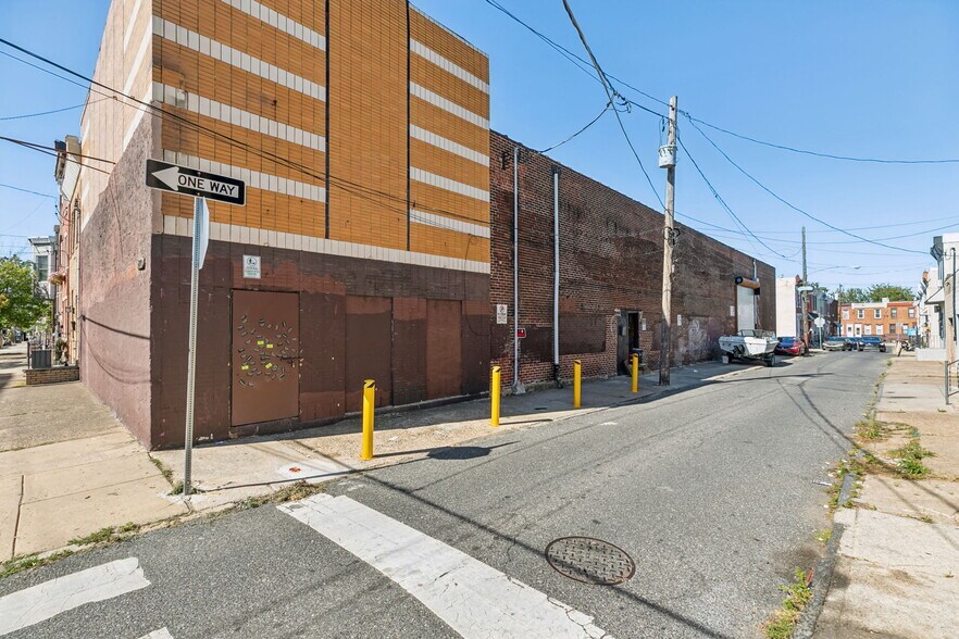 More Photos Of 2848 Belgrade St, Philadelphia Warehouse For Lease