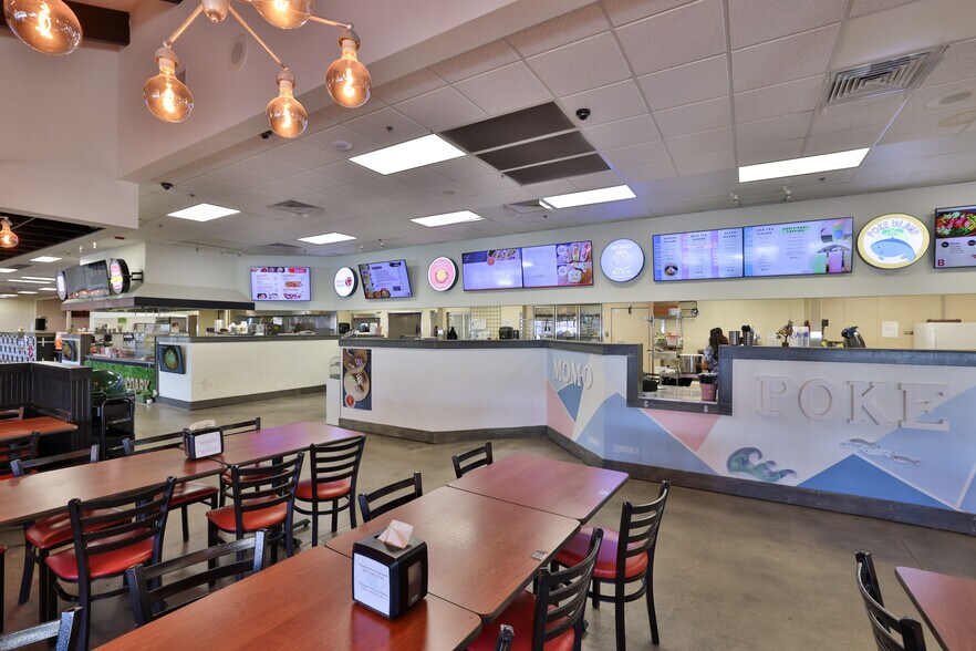 More Photos Of 15775 E Arapahoe Rd, Centennial Restaurant For Sale