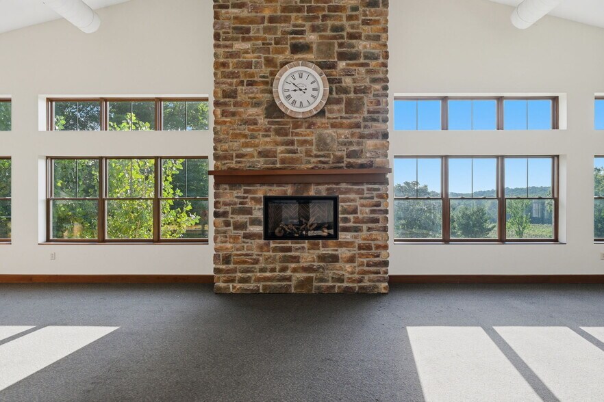 More Photos Of 2637 S Cleveland Massillon Rd, Barberton Winery Vineyard For Sale