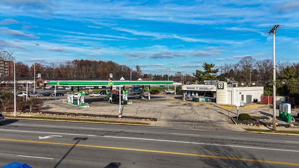 Primary Photo Of 3050 Graham Rd, Stow Convenience Store For Sale