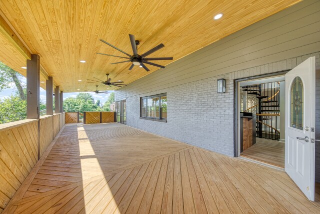 More Photos Of 307 N Weisgarber Rd, Knoxville Office For Sale