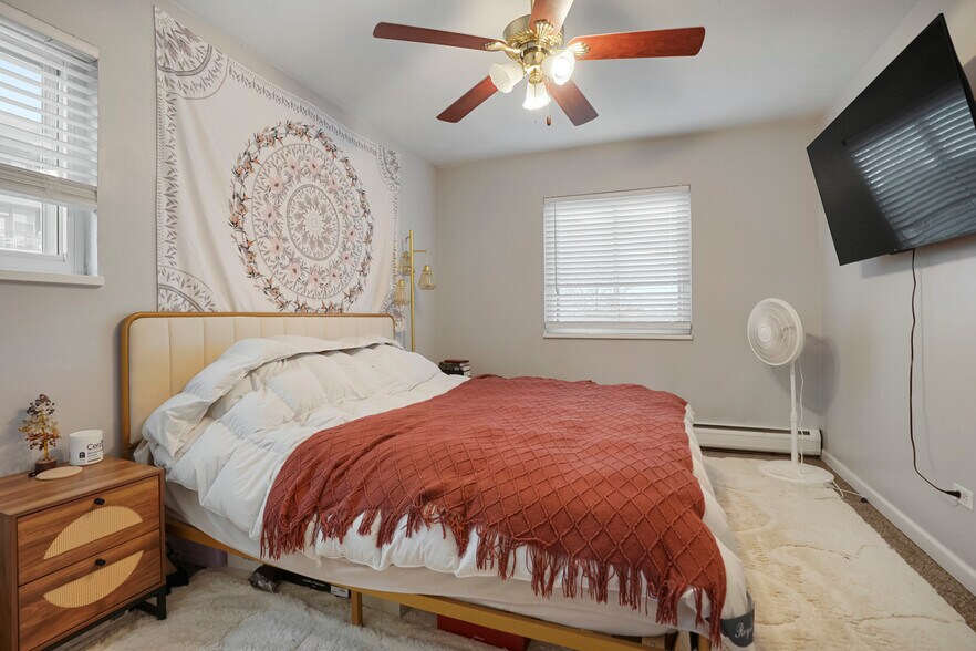 More Photos Of 3650 S Lincoln St, Englewood Apartments For Sale