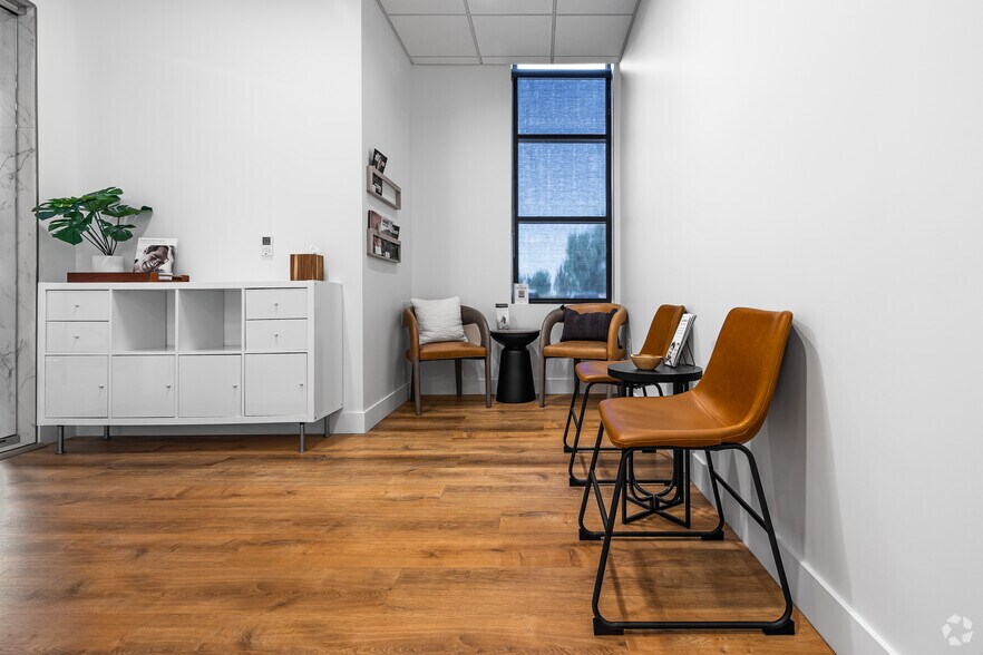 More Photos Of 11978 S 700 E, Draper Office Residential For Lease