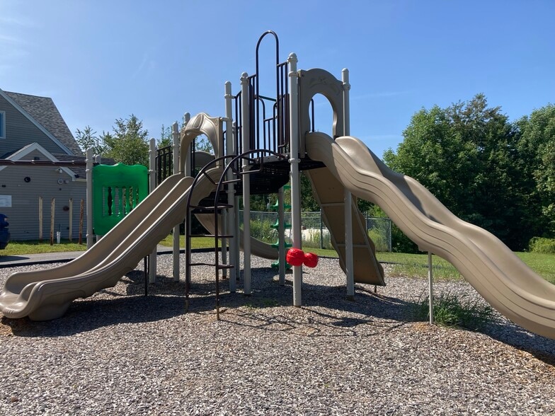 More Photos Of 220 Danville Corner Rd, Auburn Assisted Living For Lease