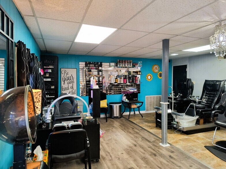More Photos Of 111 W 12th St, Larned Freestanding For Sale