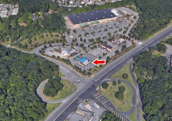 More Photos Of 1998 Us Highway 9, Howell Bank For Lease