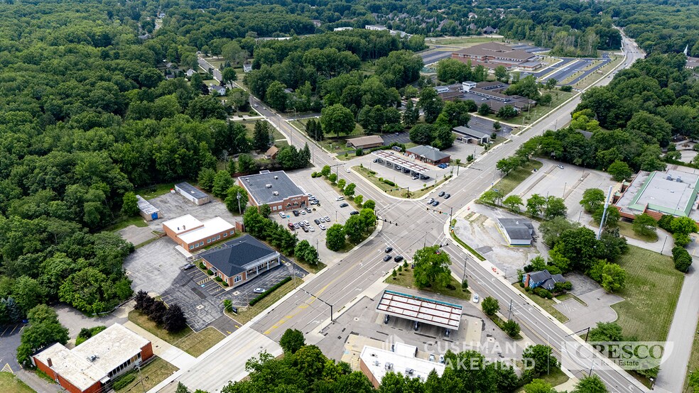 More Photos Of 27175 Center Ridge Rd, Westlake Drugstore For Lease