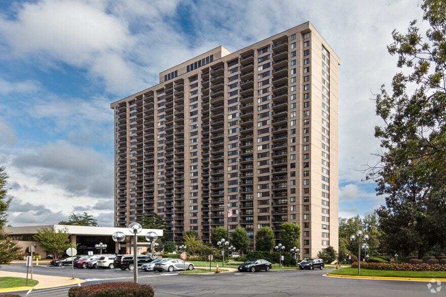 Primary Photo Of 3705 S George Mason Dr, Falls Church Apartments For Sale