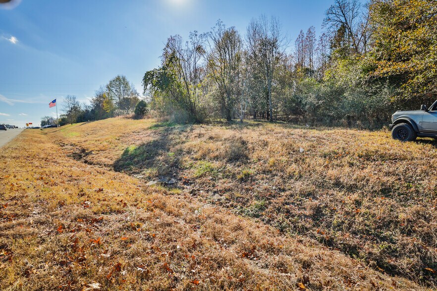 More Photos Of 0 US Highway 441 @ Steve Reynolds Industrial Pkwy, Commerce Land For Sale