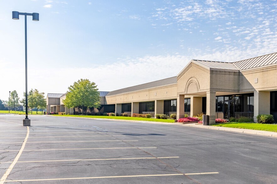 More Photos Of 1000 Republic Dr, Allen Park Research And Development For Lease