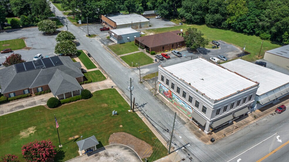 More Photos Of 48 Jones Mill Rd, Woodbury Office For Sale