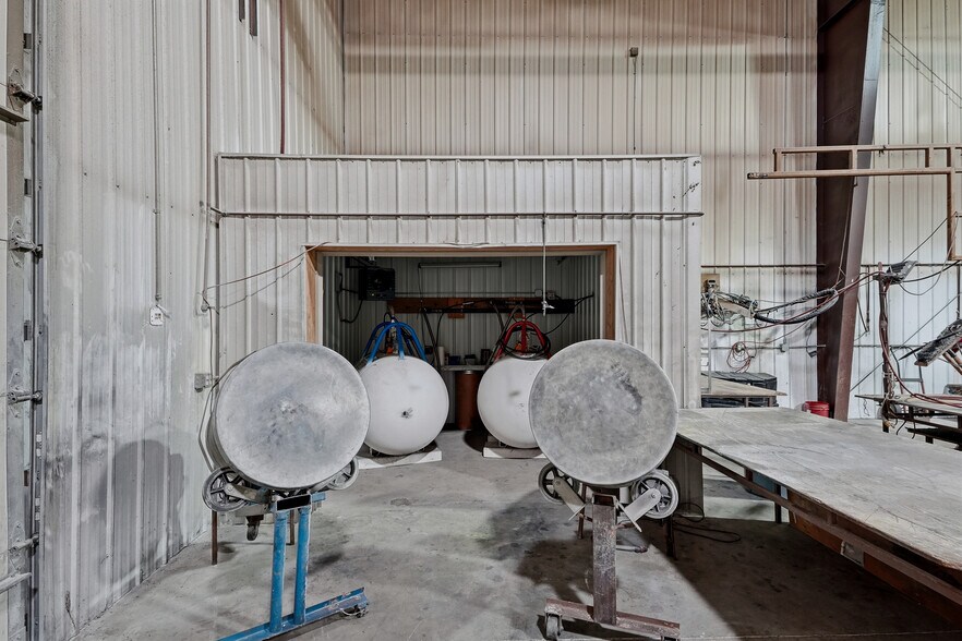 More Photos Of 16658 11th St NE, Little Falls Warehouse For Sale