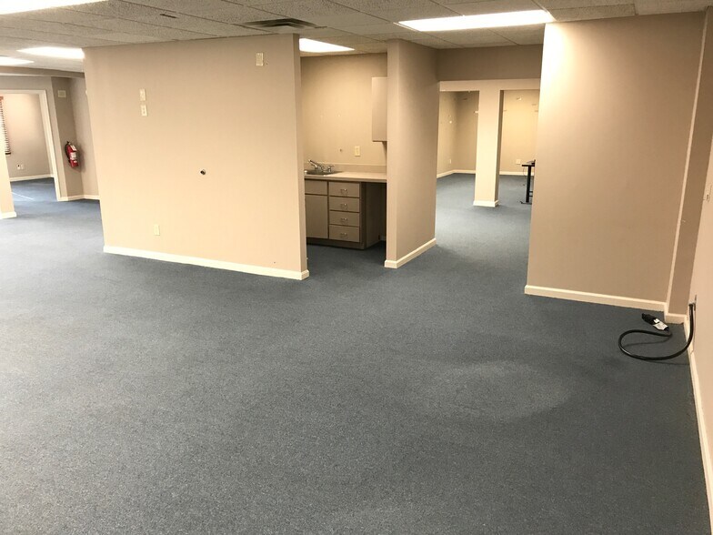 More Photos Of 7444 Jager Ct, Cincinnati Office For Sale