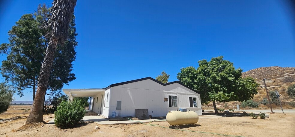 More Photos Of 2100 S State St, Hemet Rehabilitation Center For Sale