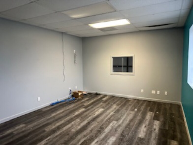 More Photos Of 12400 Front Beach Rd, Panama City Beach Light Distribution For Lease