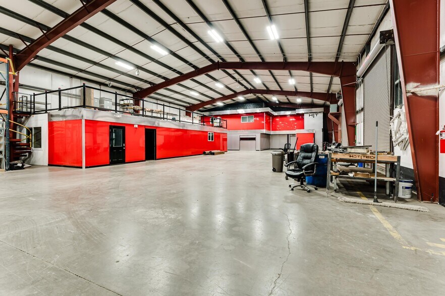 More Photos Of 810 S 2nd St, Harrisburg Warehouse For Sale