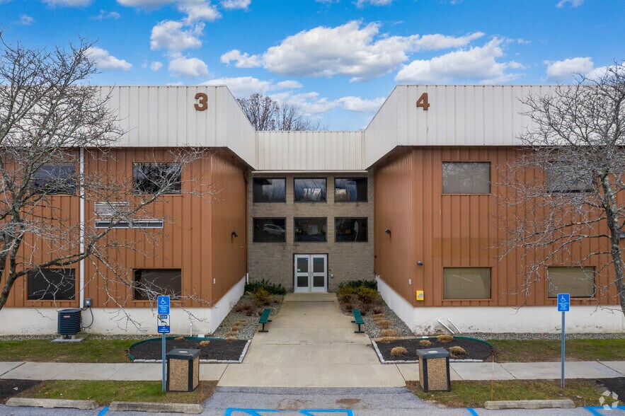 More Photos Of 29 Marshall Rd, Wappingers Falls Office For Lease