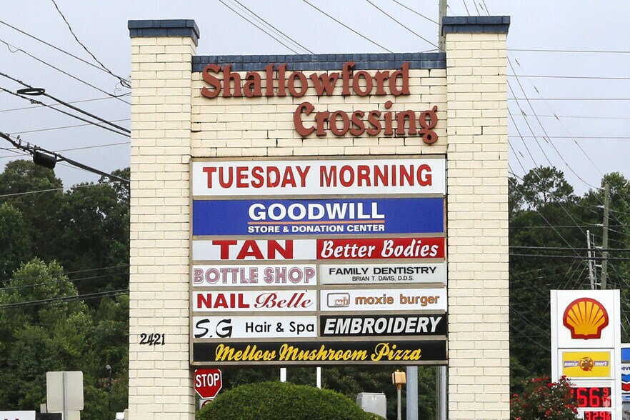 More Photos Of 2421-2423 Shallowford Rd, Marietta Unknown For Lease