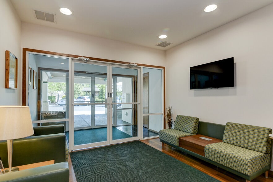 More Photos Of 2120 Caton Way SW, Olympia Medical For Sale