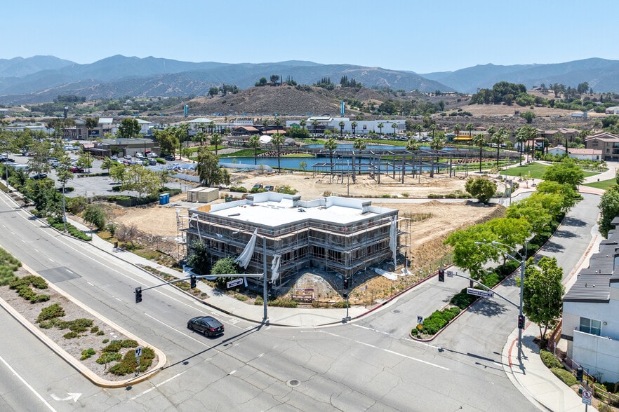 More Photos Of 2794 Pronio Cir, Corona Unknown For Lease