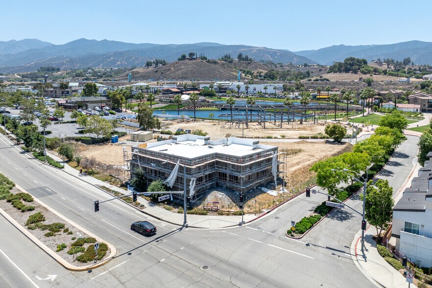 More Photos Of 2794 Pronio Cir, Corona Unknown For Lease