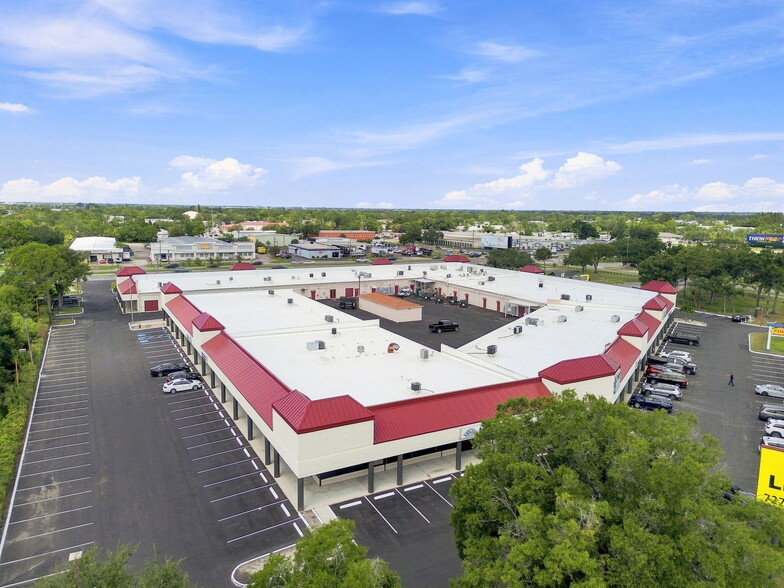 More Photos Of 14100 US Highway 19 N, Clearwater Unknown For Lease