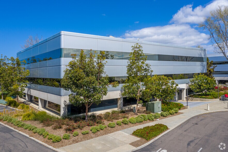 More Photos Of 2111 Palomar Airport Rd, Carlsbad Unknown For Sale