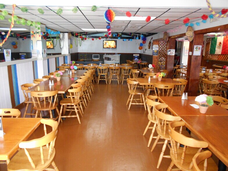 More Photos Of 530 Athens St, Tarpon Springs General Retail For Sale
