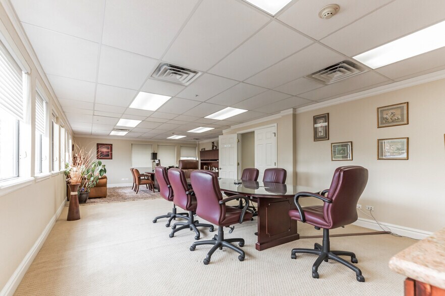 More Photos Of 11031 Sheridan Blvd, Westminster Office For Lease