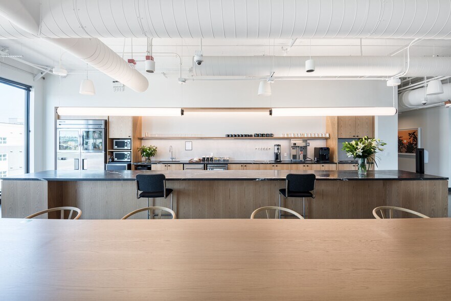 More Photos Of 1448 NW Market St, Seattle Coworking Space