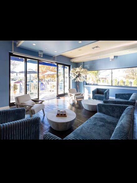 More Photos Of 19-11 Francis Lewis Blvd, Whitestone Freestanding For Lease
