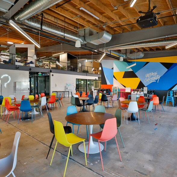 More Photos Of 2030 E Maple Ave, El Segundo Loft Creative Space For Lease