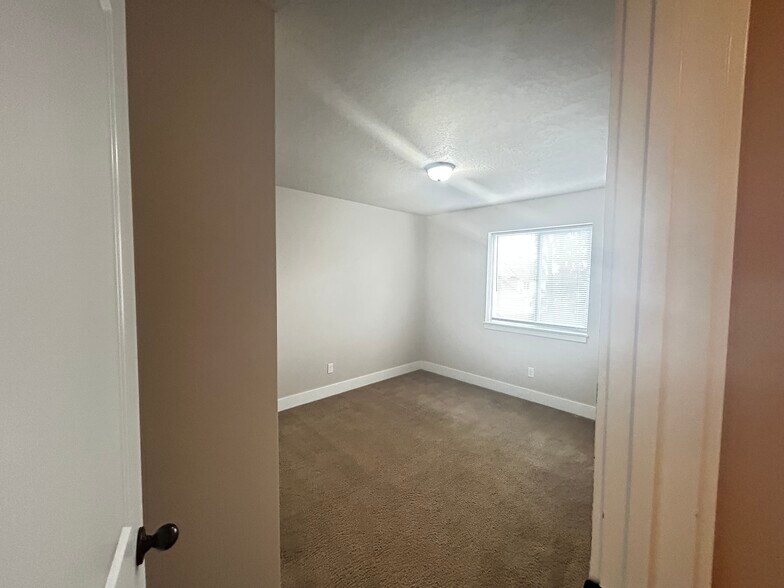 More Photos Of , Cheney Multifamily For Sale