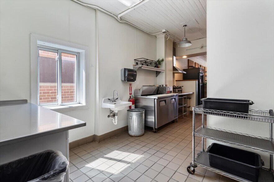 More Photos Of 116 W Jessie St, Rushford Storefront Retail Residential For Sale