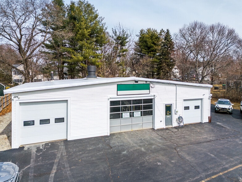More Photos Of 298 Village St, Medway Warehouse For Sale