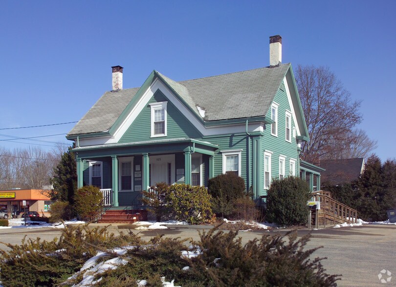 More Photos Of 825 Broadway, Raynham Office For Sale