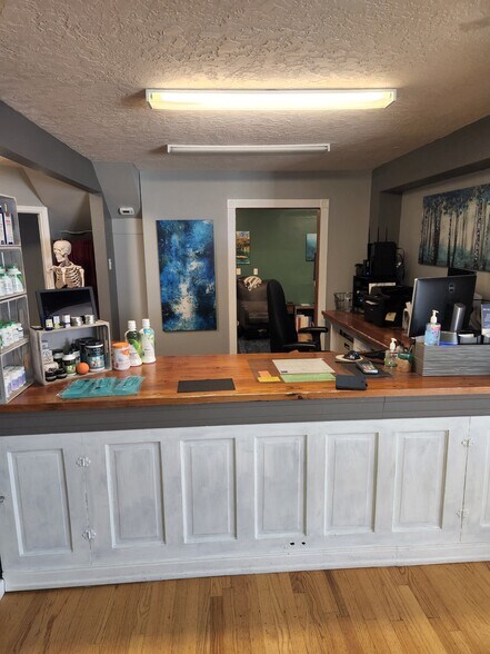 More Photos Of 10150 NW Glencoe Rd, North Plains Medical For Lease