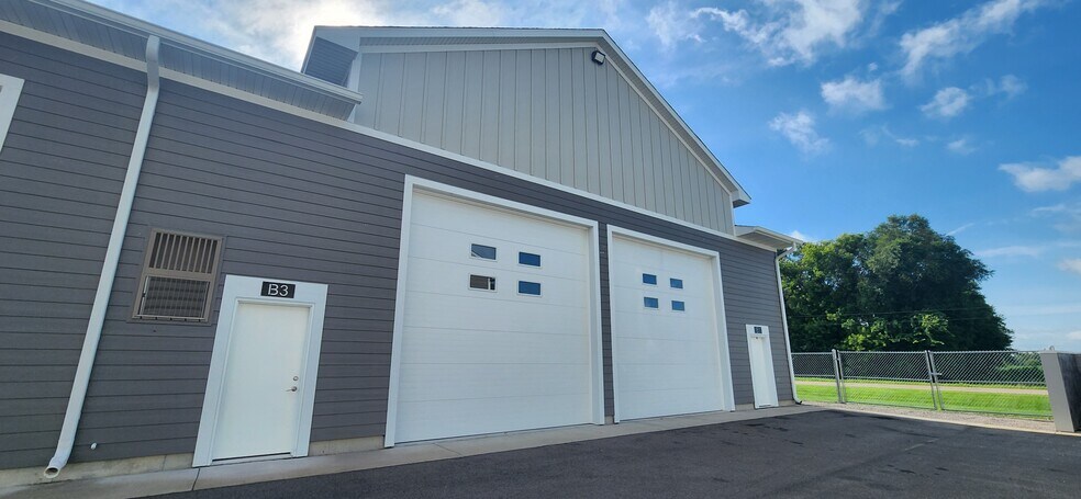 More Photos Of 721 Industrial Blvd, Watertown Industrial For Sale
