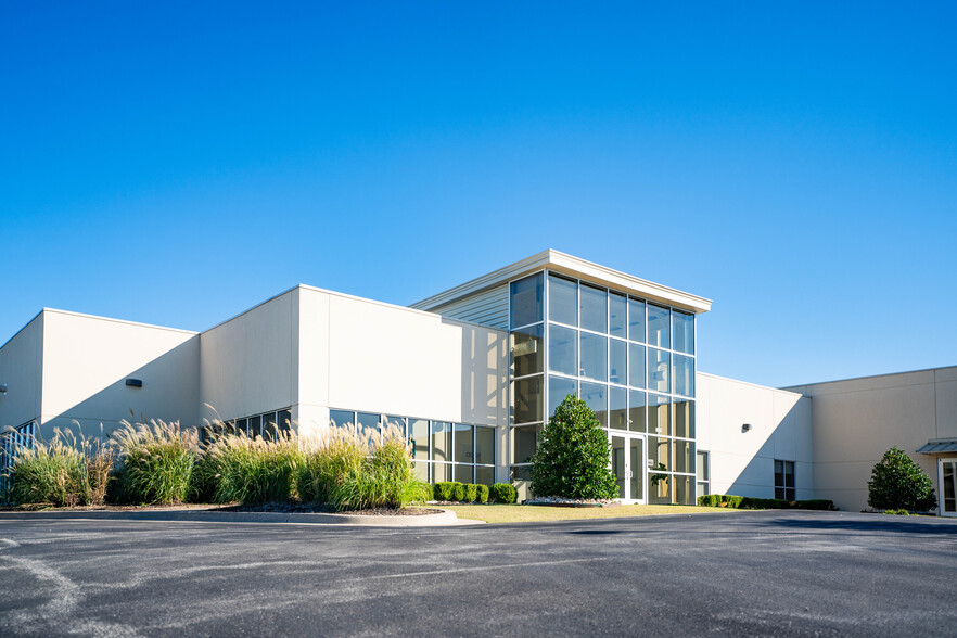 Primary Photo Of 2201 N Maple Ave, Broken Arrow Research And Development For Lease