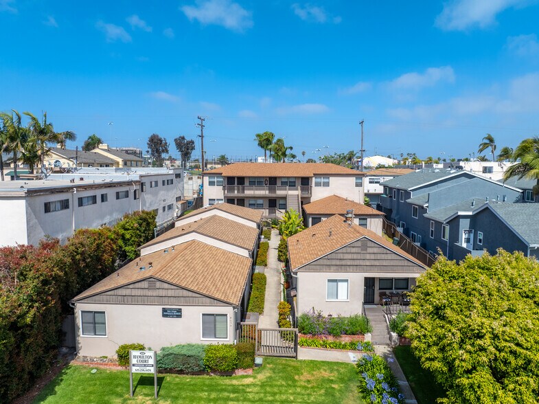 More Photos Of 4053-4055 Hamilton St, San Diego Apartments For Sale