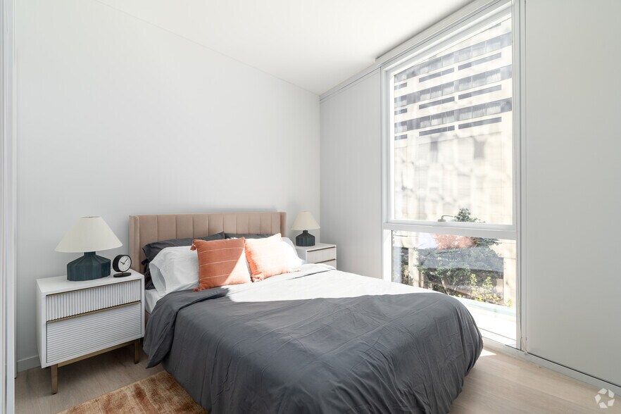 More Photos Of 1701 Race St, Philadelphia Apartments For Lease