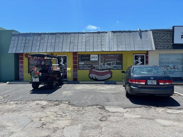 Primary Photo Of 5666 Swift Rd, Sarasota Restaurant For Sale