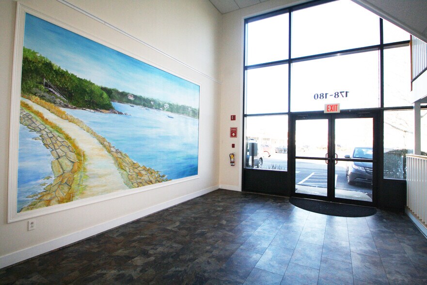 More Photos Of 178-180 Teaticket Hwy, East Falmouth Storefront Retail Office For Lease