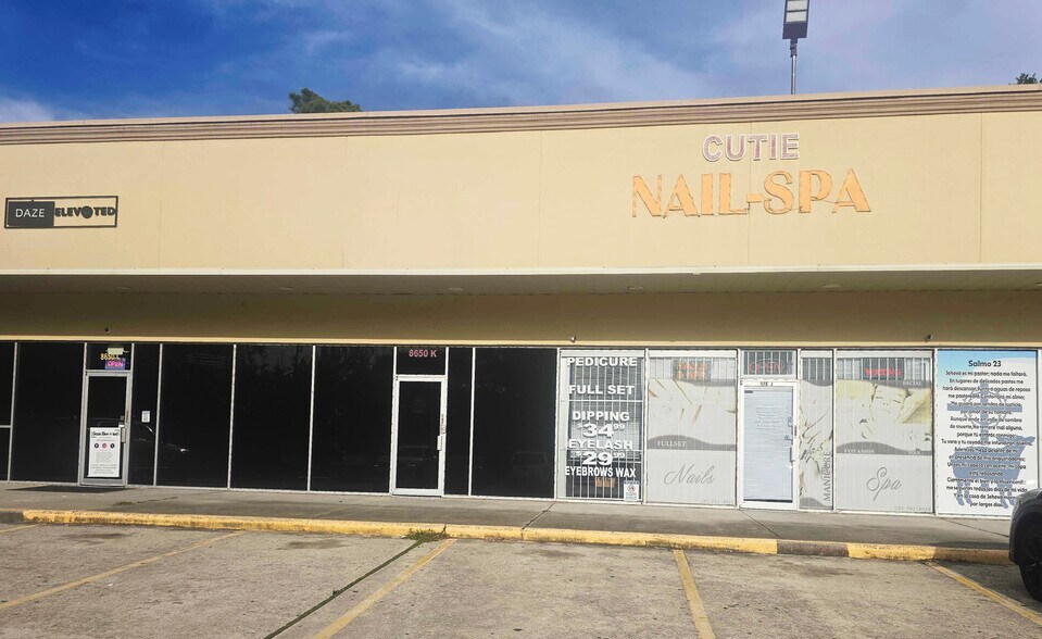 More Photos Of 8650 N Houston Rosslyn Rd, Houston Unknown For Lease