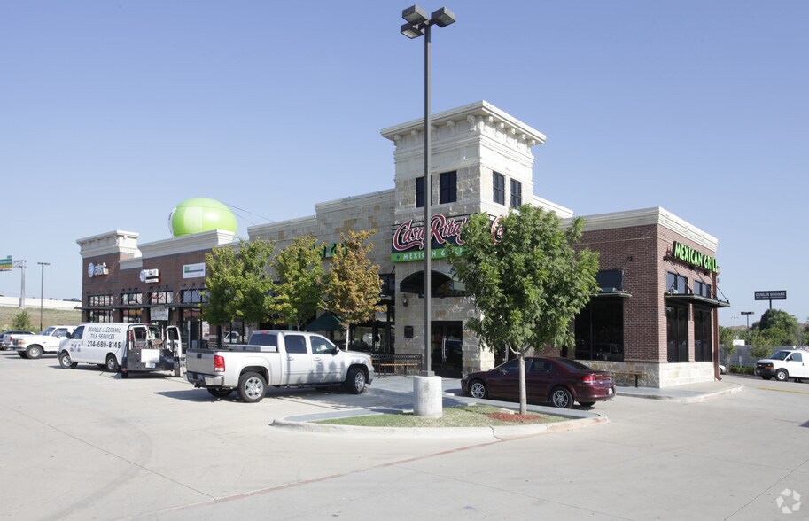 More Photos Of 6600 North Fwy, Fort Worth Freestanding For Lease
